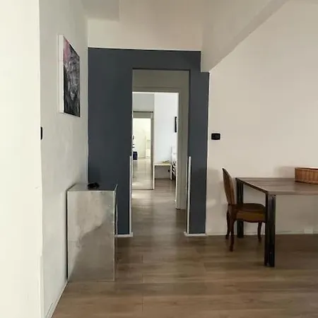 Casa “v” Apartament *