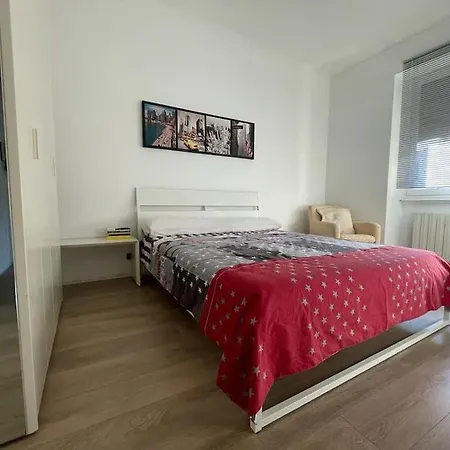 Apartament Casa “v” San Remo